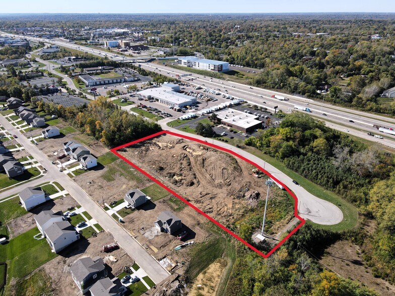 7825 Poe Ave, Dayton, OH à vendre - Photo de l’immeuble – Image 1 sur 18