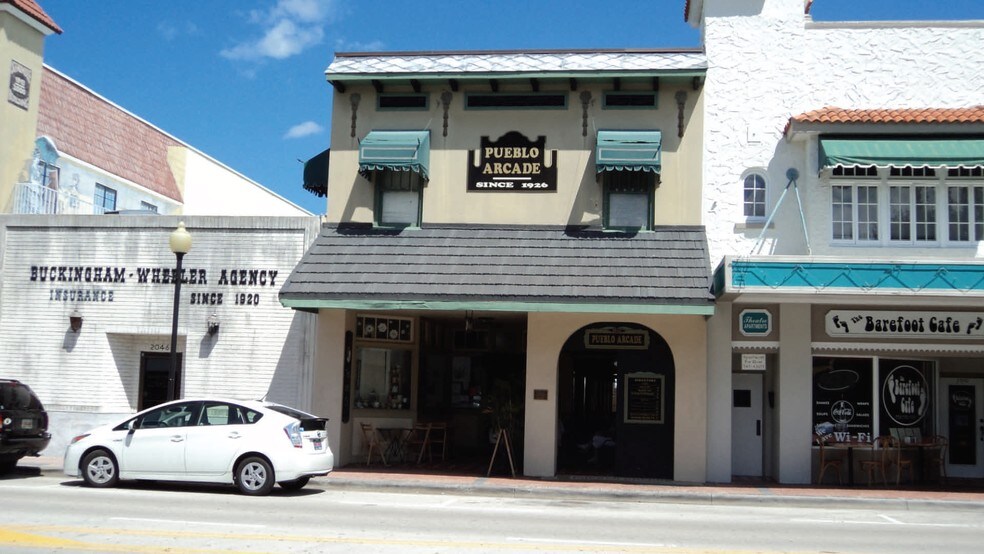 2044 14th Ave, Vero Beach, FL à louer - Photo de l’immeuble – Image 2 sur 2