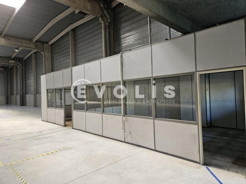 Industriel/Logistique dans Wissous à louer - Photo intérieure – Image 2 sur 10