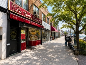 2915 Ditmars Blvd, Astoria, NY à louer Photo intérieure– Image 2 sur 6