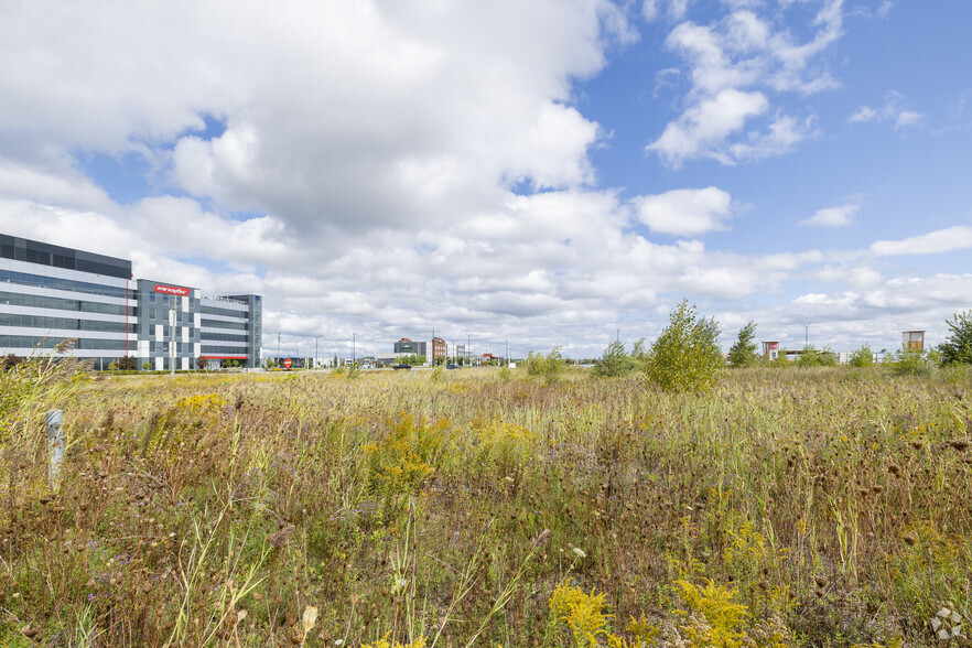 3605 Palladium Dr, Ottawa, ON à louer - Photo principale – Image 2 sur 4