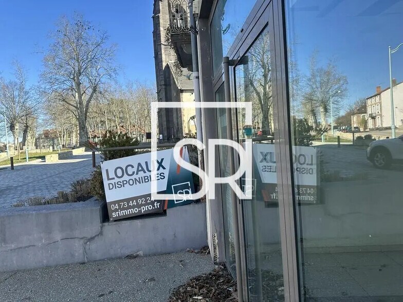 42 Rue Du Commerce, Randan à louer - Photo de l’immeuble – Image 1 sur 10