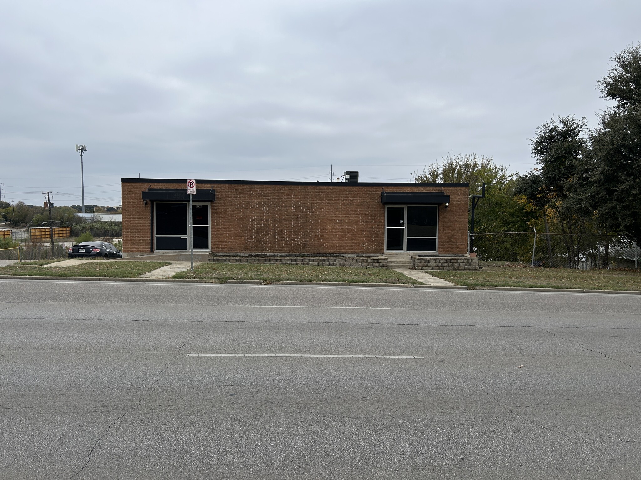 3120-3122 E Lancaster Ave, Fort Worth, TX à louer Photo de l’immeuble– Image 1 sur 18