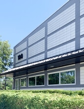 100 W Forest Ave, Englewood, NJ à louer Photo de l’immeuble– Image 1 sur 9