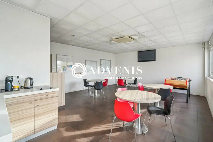 Bureau dans Villepinte à vendre - Photo intérieure – Image 2 sur 12