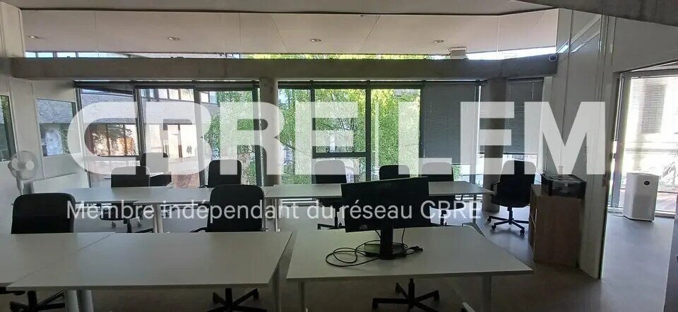 Bureau dans Hérouville-Saint-Clair à louer - Photo de l’immeuble – Image 2 sur 10