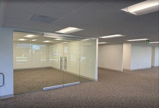 17941 Fitch, Irvine, CA à louer Photo intérieure– Image 1 sur 5