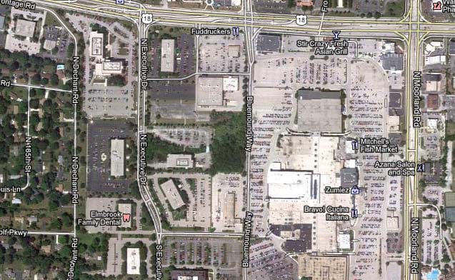 235 N Executive Dr, Brookfield, WI à louer - Aérien – Image 2 sur 39