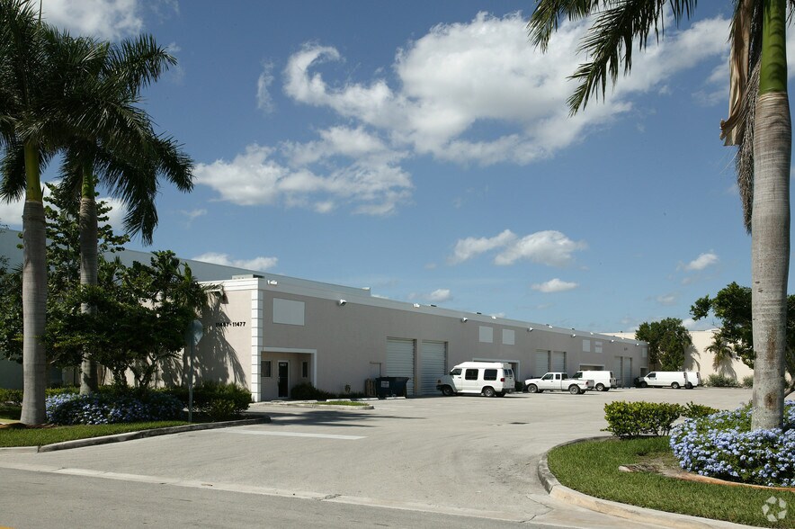 11467 NW 34th St, Doral, FL à vendre - Photo principale – Image 1 sur 31