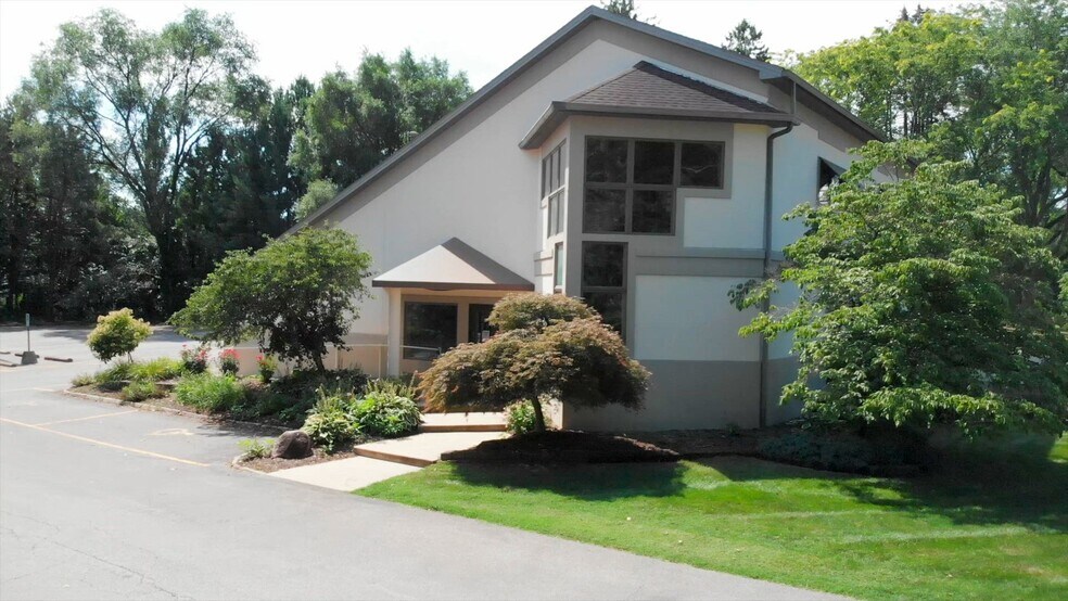 6071 Old Middle Ridge Rd, Lorain, OH à vendre - Vidéo sur l’annonce professionnelle – Image 2 sur 44