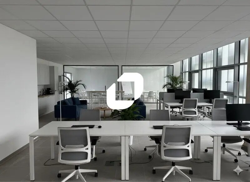 Bureau dans Villeneuve-lès-Maguelone à louer - Photo de l’immeuble – Image 3 sur 10