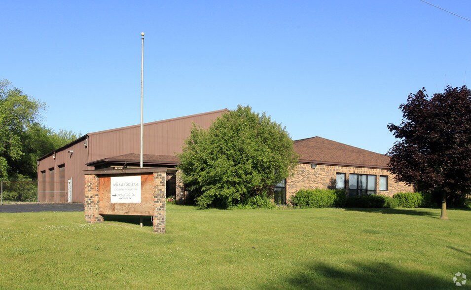 720 Boyd Blvd, La Porte, IN à vendre - Photo de l’immeuble – Image 2 sur 17