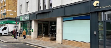 17-18 The Quadrant, Richmond à louer Photo de l’immeuble– Image 1 sur 1