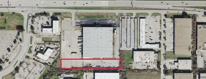 1235 W Trinity Mills Rd, Carrollton, TX à louer - Photo principale – Image 1 sur 1