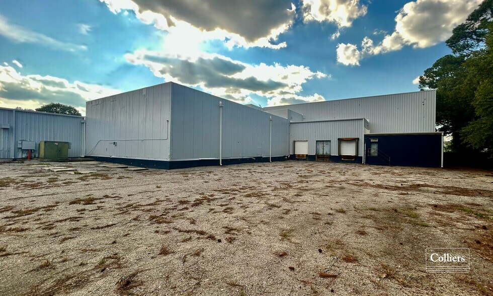 1317 E Main St, Dillon, SC à vendre - Photo de l’immeuble – Image 2 sur 10