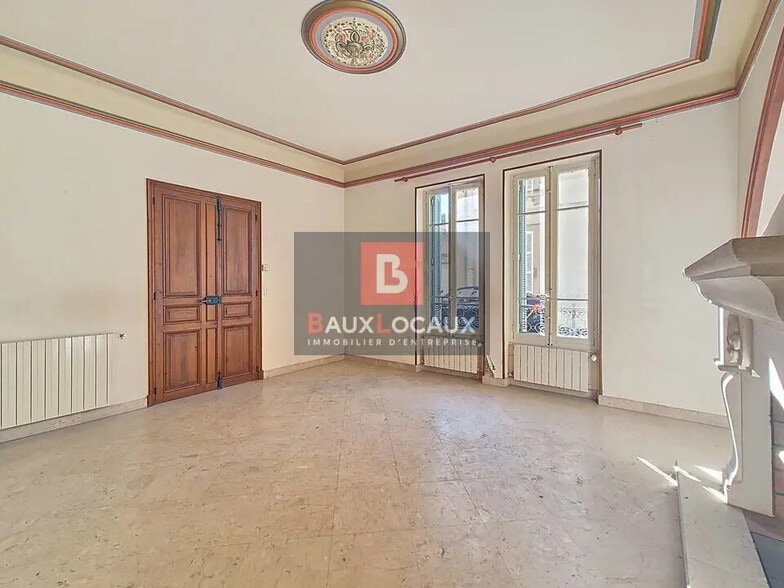 Bureau dans Salon-de-Provence à vendre - Photo intérieure – Image 2 sur 7