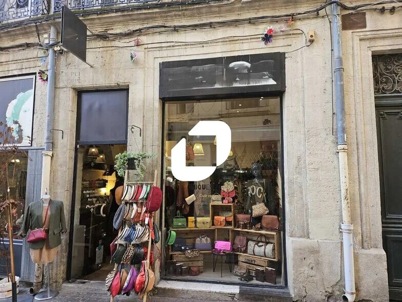 Local commercial dans Montpellier à louer - Photo de l’immeuble – Image 3 sur 7