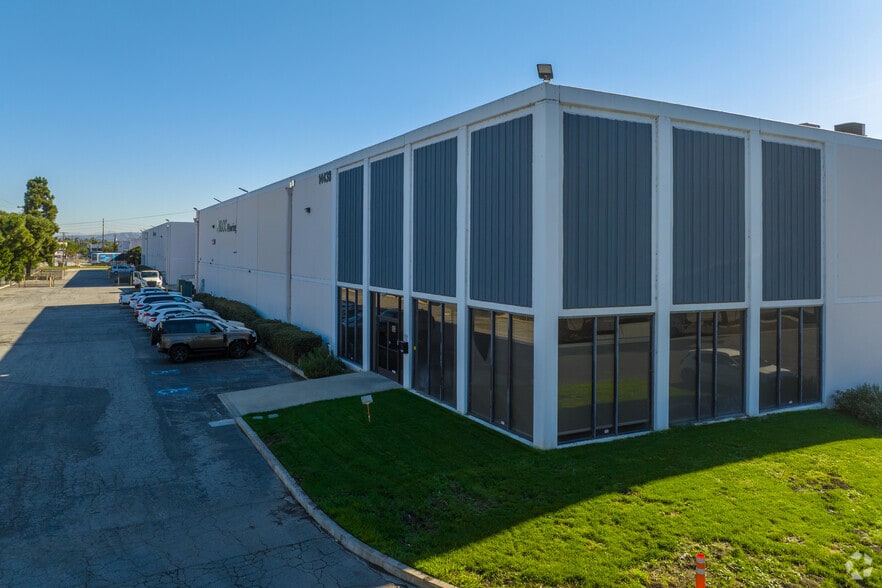 14438-14458 E Don Julian Rd, City of Industry, CA à louer - Photo principale – Image 1 sur 10