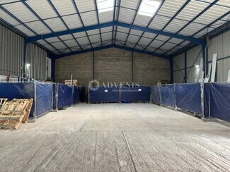 Plus de détails pour Industriel/Logistique à louer