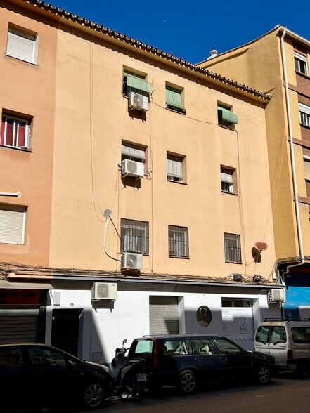 Immeuble residentiel dans Málaga, Málaga à vendre - Photo de l’immeuble – Image 2 sur 10