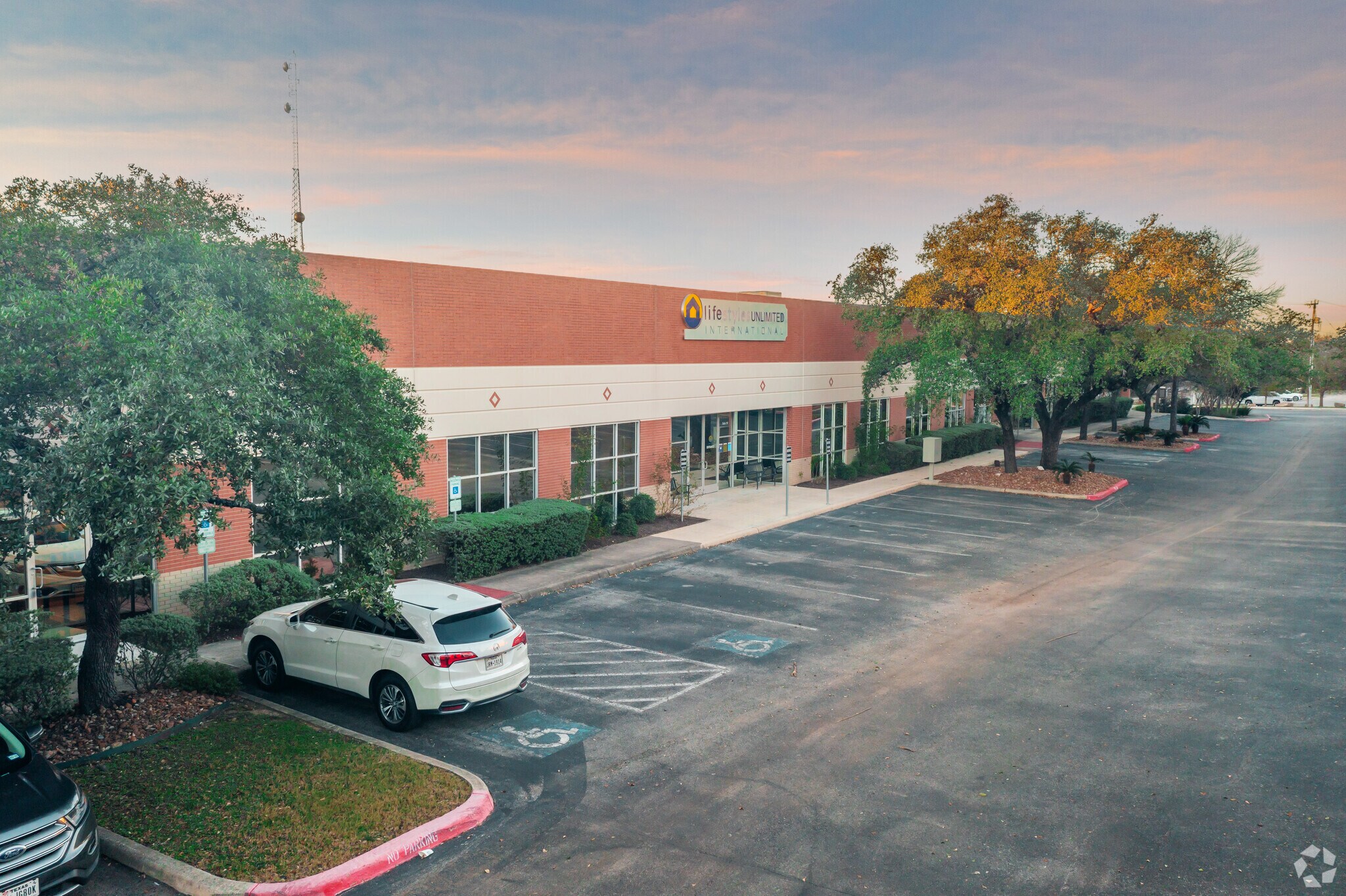 12460 Network Blvd, San Antonio, TX à louer Photo principale– Image 1 sur 9