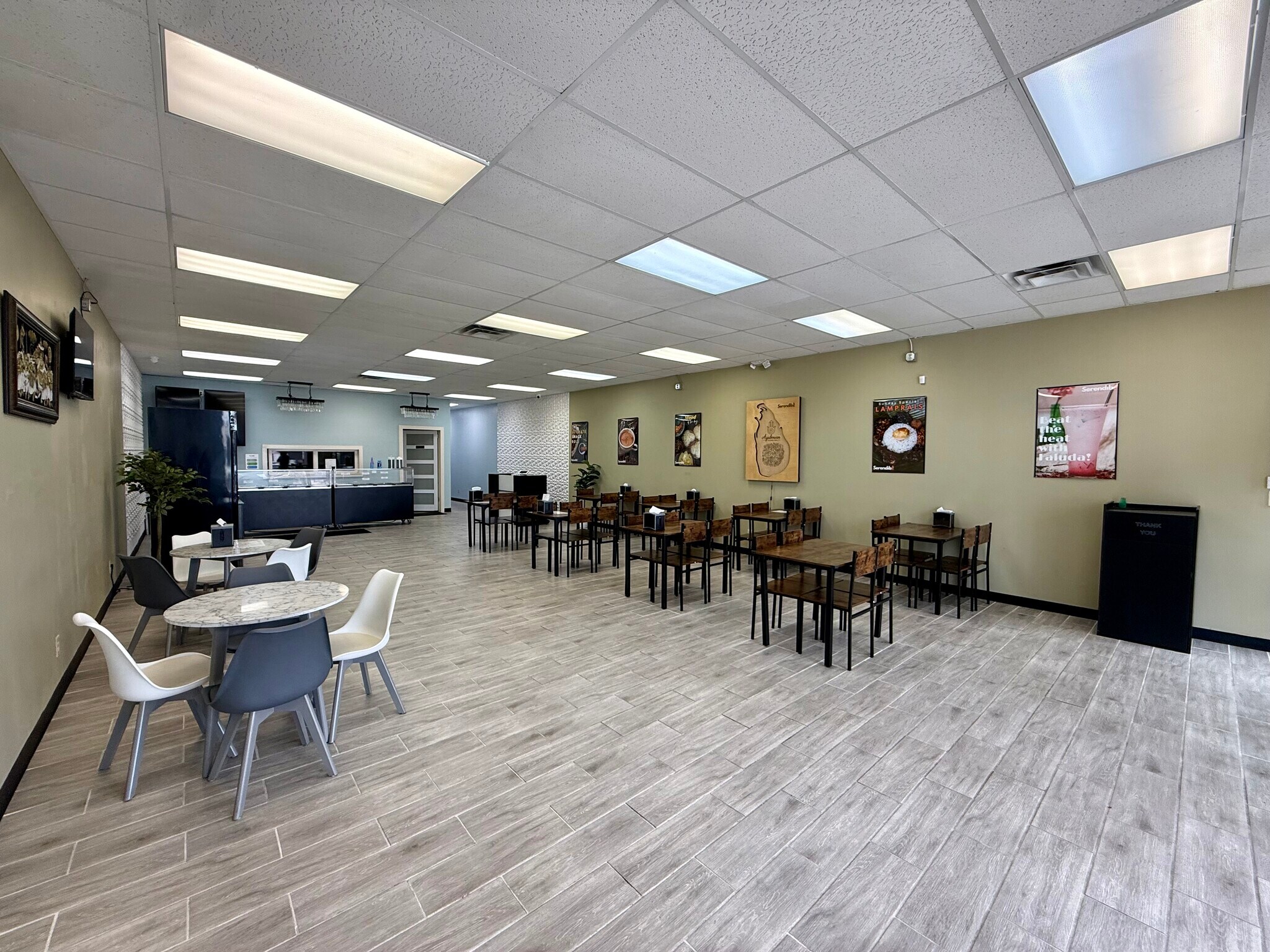 3700-3708 N Woodlawn Blvd, Wichita, KS à louer Photo intérieure– Image 1 sur 4