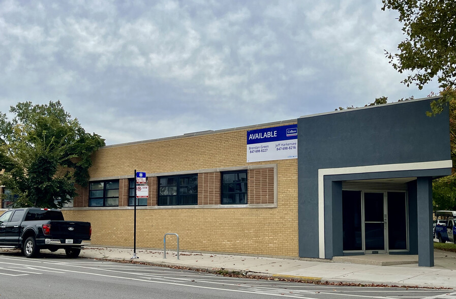 5707 N Northwest Hwy, Chicago, IL à louer - Photo de l’immeuble – Image 1 sur 11