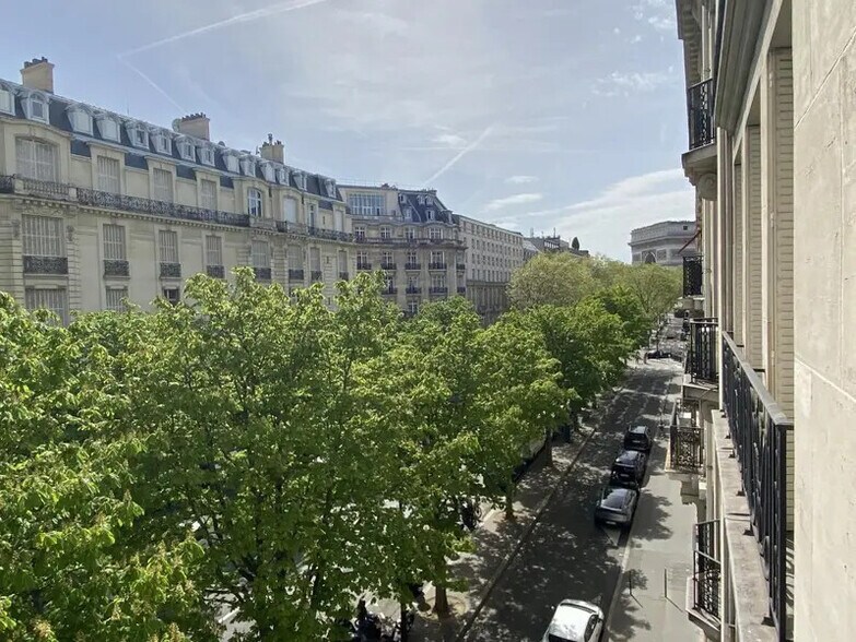 36 Avenue Hoche, Paris à louer - Photo de l’immeuble – Image 1 sur 7