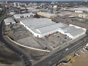 301 9th St, Modesto, CA - Vue aérienne  vue de carte - Image1