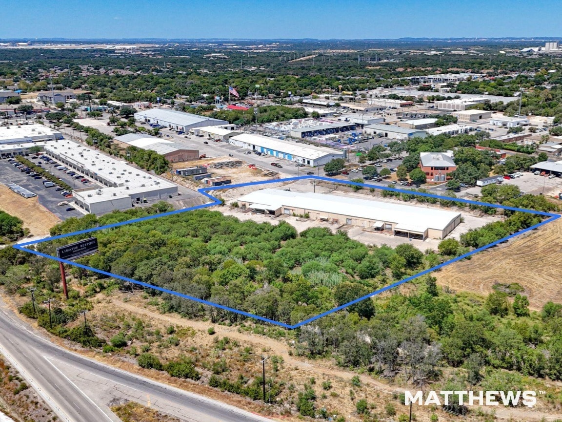 4354 Industrial Center, San Antonio, TX à vendre Photo de l’immeuble– Image 1 sur 3