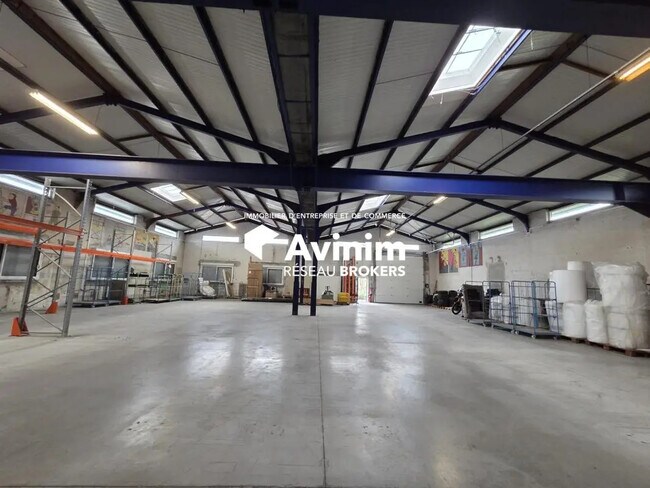 Plus de détails pour Industriel/Logistique à louer