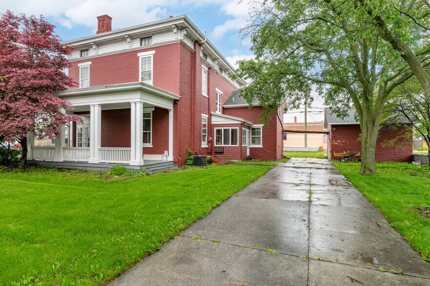405 E Spring St, Saint Marys, OH à vendre - Photo de l’immeuble – Image 3 sur 5