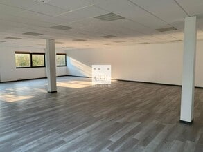 Bureau dans Saint-Priest à louer Photo intérieure– Image 1 sur 1