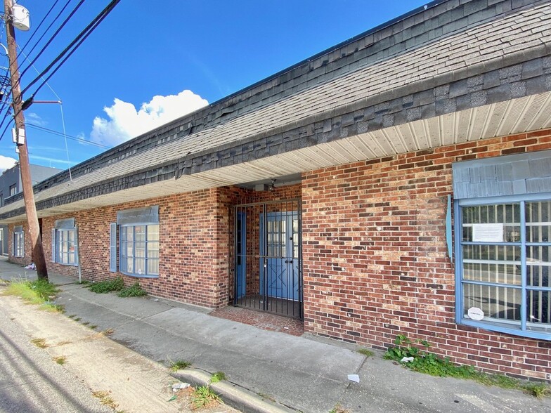 1941 Reynolds Ave, North Charleston, SC à louer - Photo de l’immeuble – Image 1 sur 3