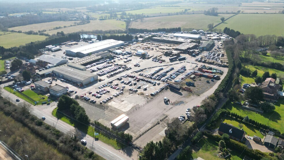 Oxford Rd, Ryton On Dunsmore à louer - Photo de l’immeuble – Image 3 sur 9