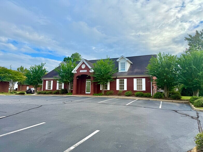 113 Adris Pl, Dothan, AL à louer - Photo de l’immeuble – Image 3 sur 18