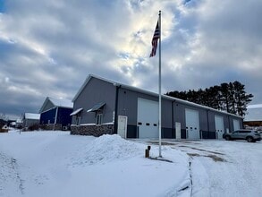 1461 Industry Dr, Traverse City, MI à louer Photo intérieure– Image 2 sur 8