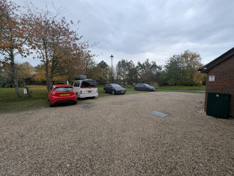 Lake Ln, Bognor Regis à louer - Photo de l’immeuble – Image 3 sur 3