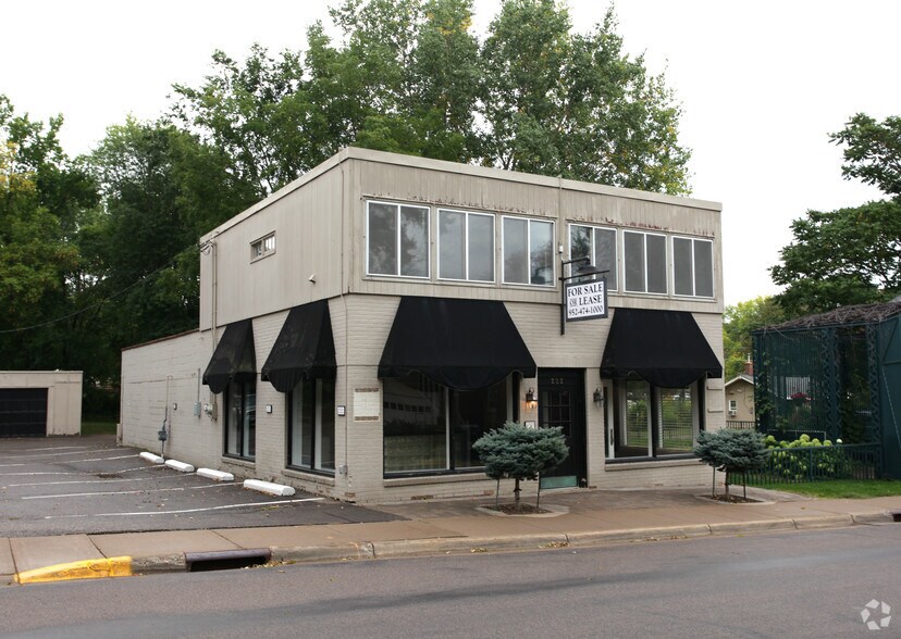 222 Minnetonka Ave S, Wayzata, MN à vendre - Photo de l’immeuble – Image 3 sur 11