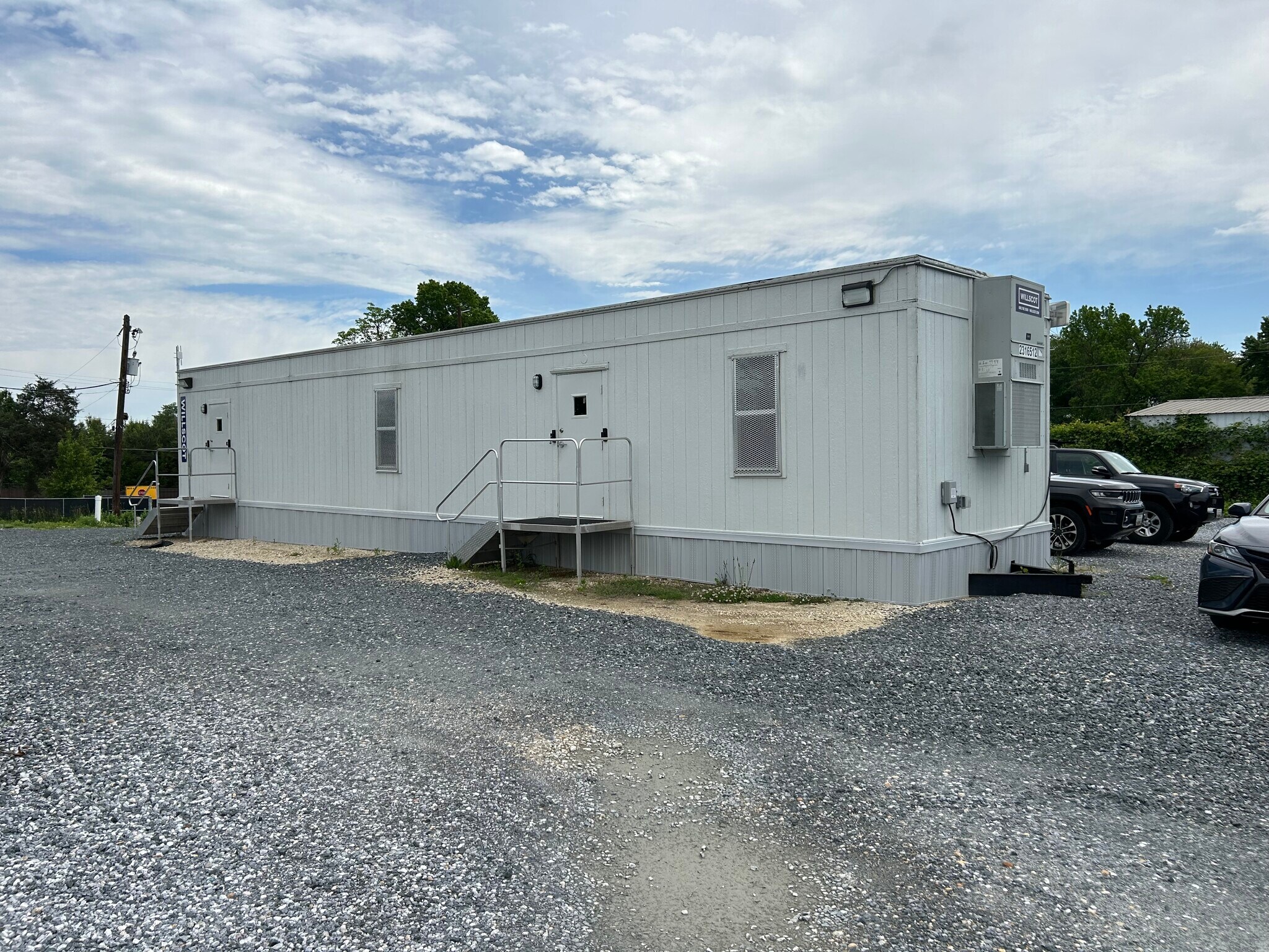 9007 Dower House Rd, Upper Marlboro, MD à louer Photo de l’immeuble– Image 1 sur 9