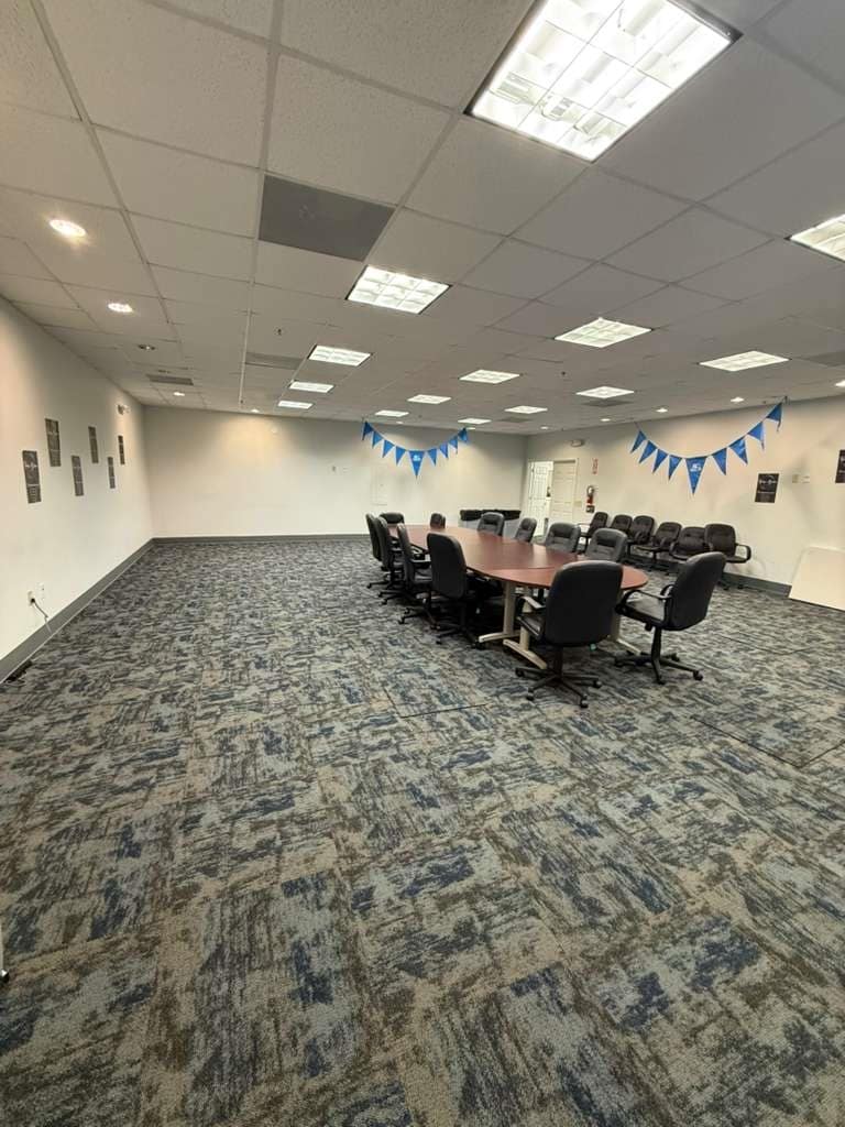 1525 NW 3rd St, Deerfield Beach, FL à louer Photo intérieure– Image 1 sur 3