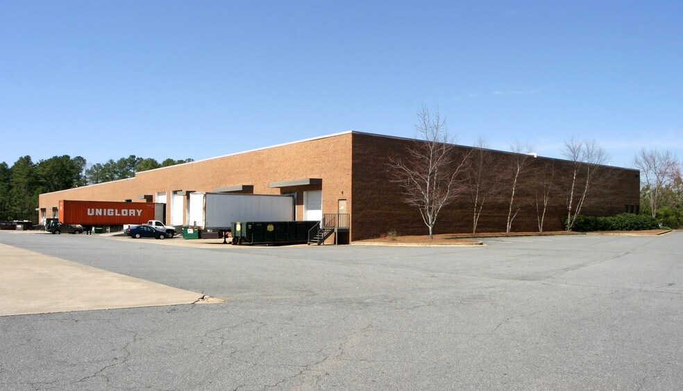 2197 Canton Rd, Marietta, GA à louer - Photo de l’immeuble – Image 3 sur 9