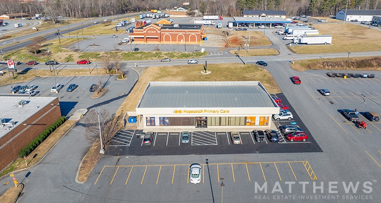 3060 Hickory Blvd, Hudson, NC à vendre - Photo de l’immeuble – Image 3 sur 6