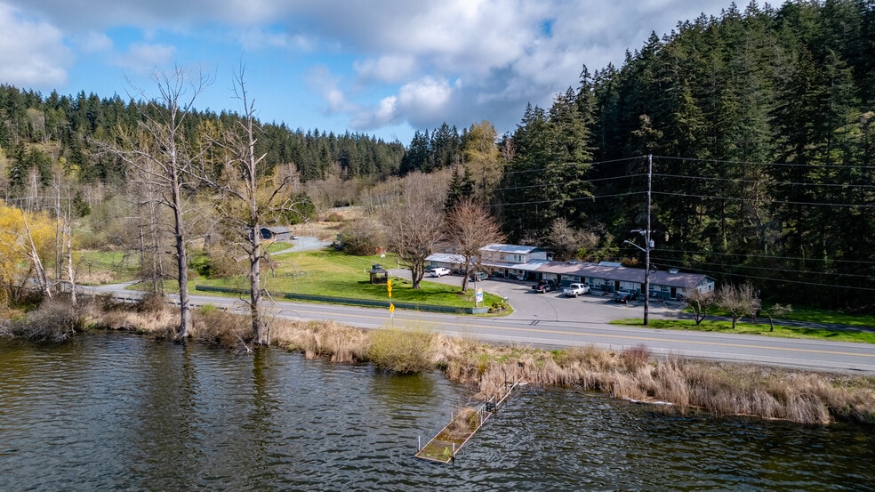 6676 State Route 20, Anacortes, WA à vendre - Photo de l’immeuble – Image 2 sur 23