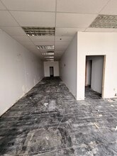 8000-8022 NW 39th Expressway, Bethany, OK à louer Photo intérieure– Image 1 sur 2