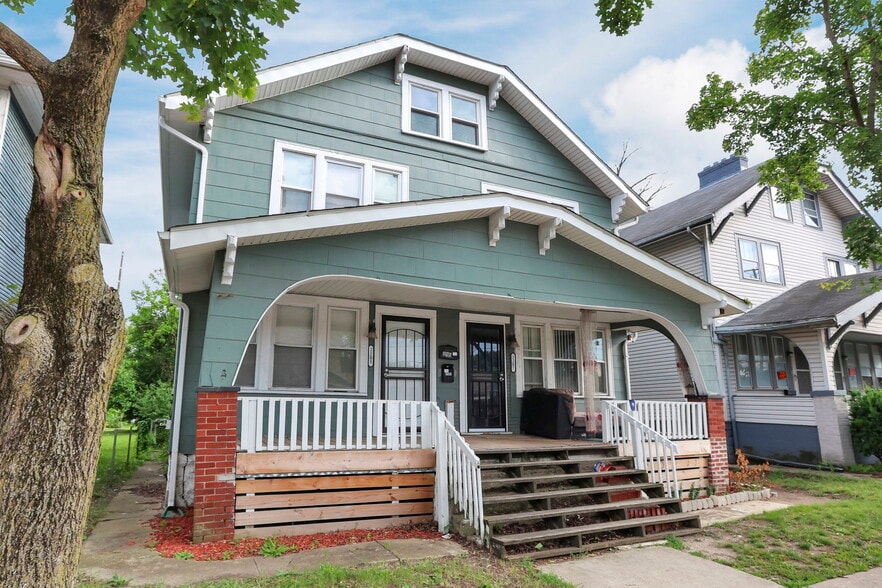 2207 Sullivant Ave, Columbus, OH à vendre - Photo de l’immeuble – Image 3 sur 19