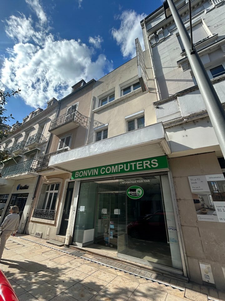 Local commercial dans Vichy à vendre Photo de l’immeuble– Image 1 sur 3