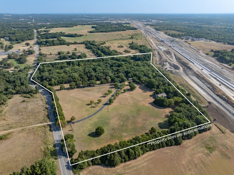 4381 N Loy Lake Rd, Sherman, TX à vendre - Photo de l’immeuble – Image 3 sur 13