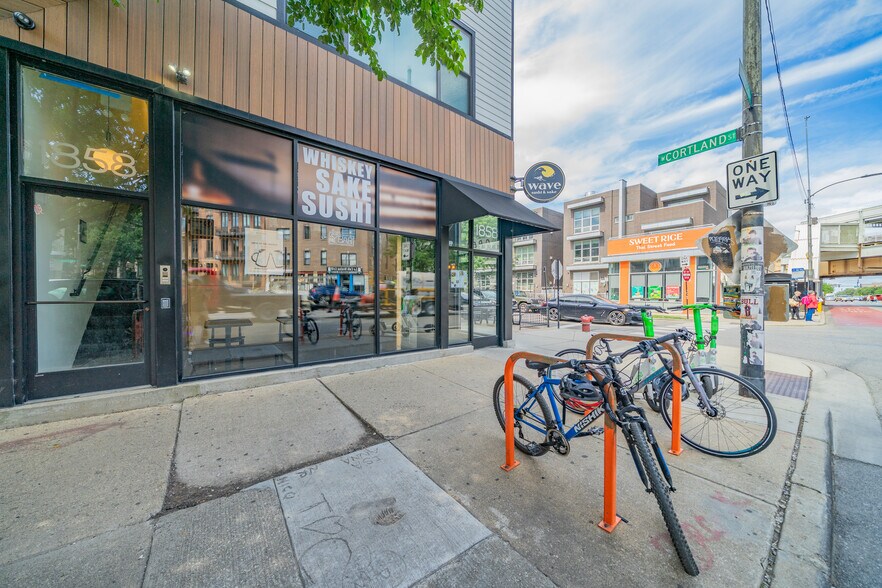 1858 N Western Ave, Chicago, IL à louer - Photo de l’immeuble – Image 2 sur 29