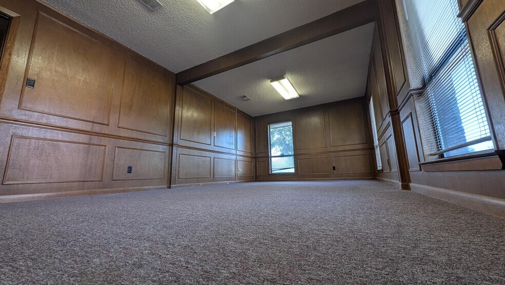 510 W 4th St, North Little Rock, AR à louer - Photo de l’immeuble – Image 3 sur 3